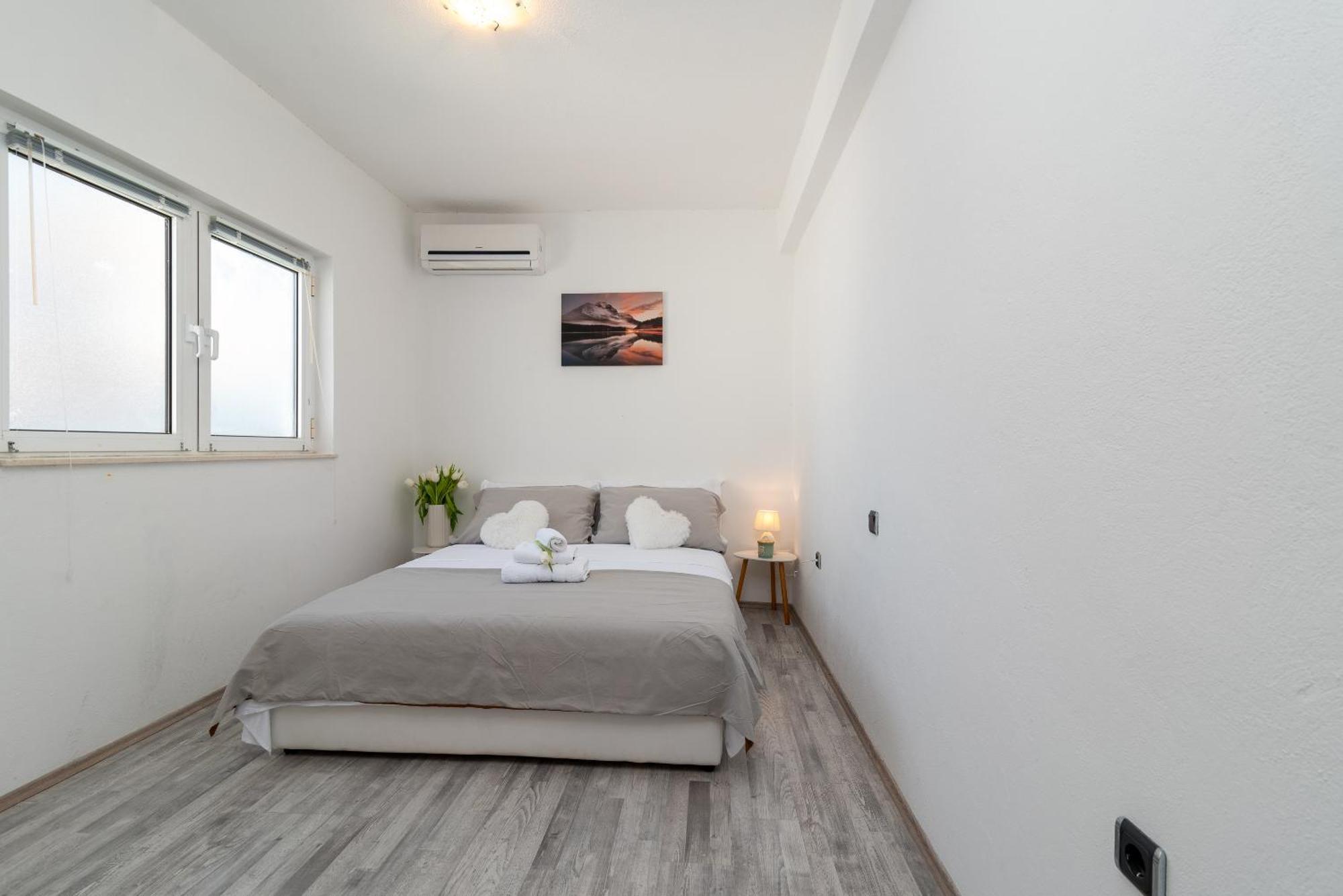 Aldino Rooms Mastrinka Exterior foto